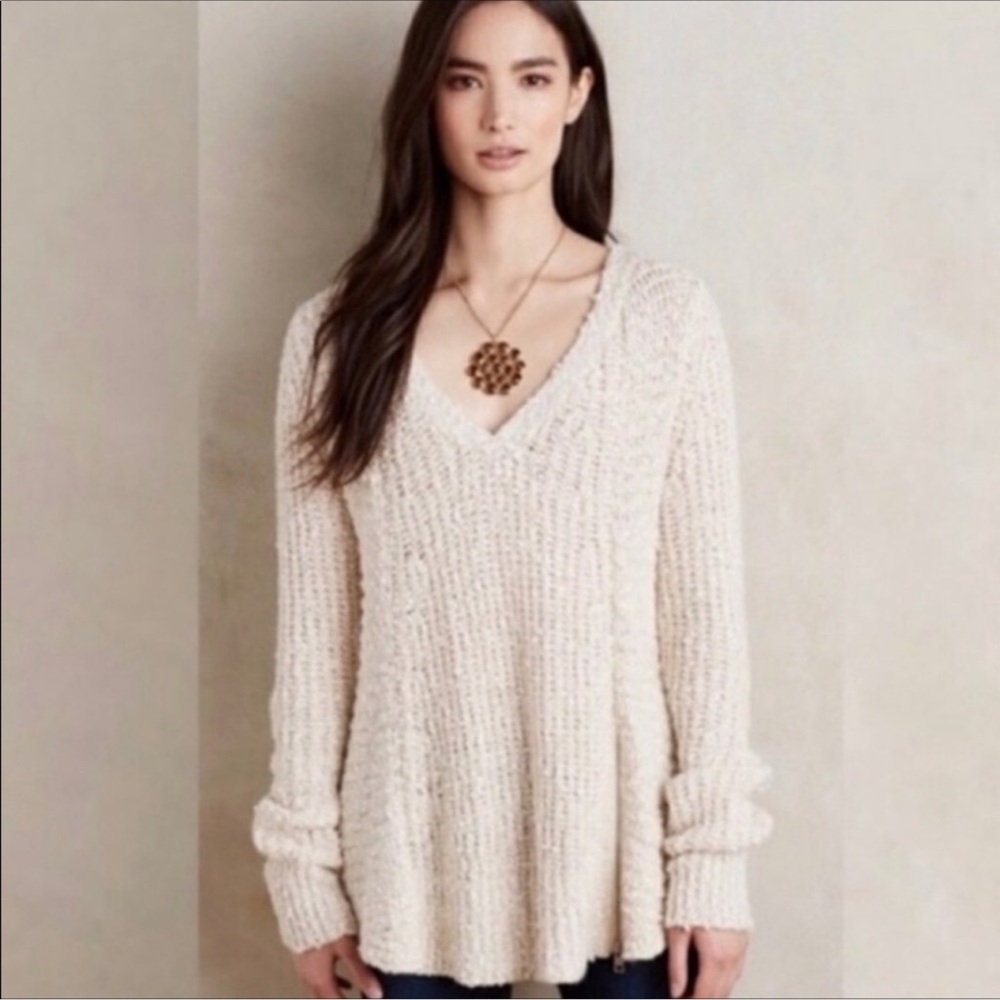 ANTHROPOLOGIE MOTH CREAM V NECK SWEATER size medium